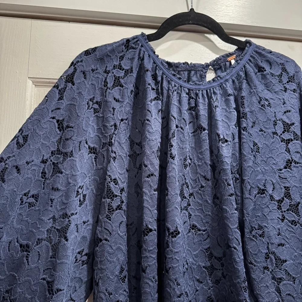 Free People Olivia Floral‎ Lace Top Navy Blue Medium Boho Sheer Peasant Cottage